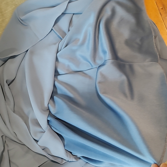 Oleg Cassini formal dress - Picture 9 of 11